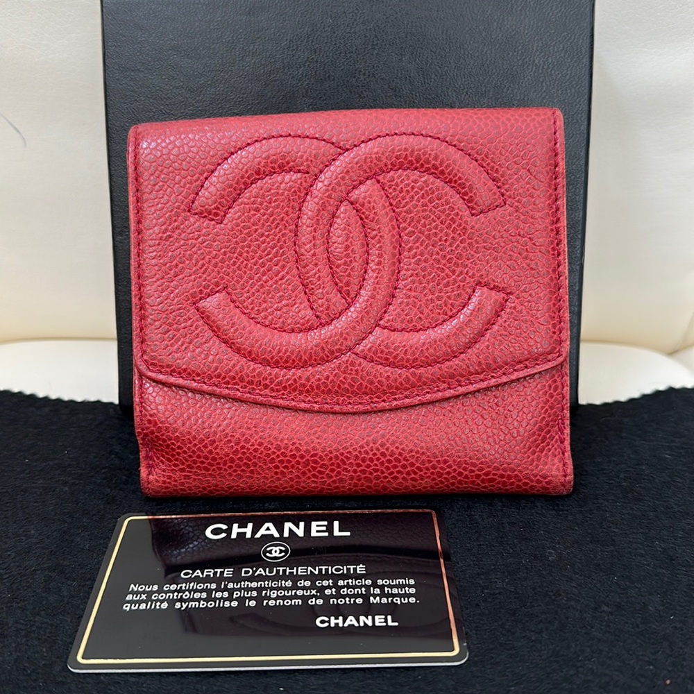 Chanel Caviar short wallet